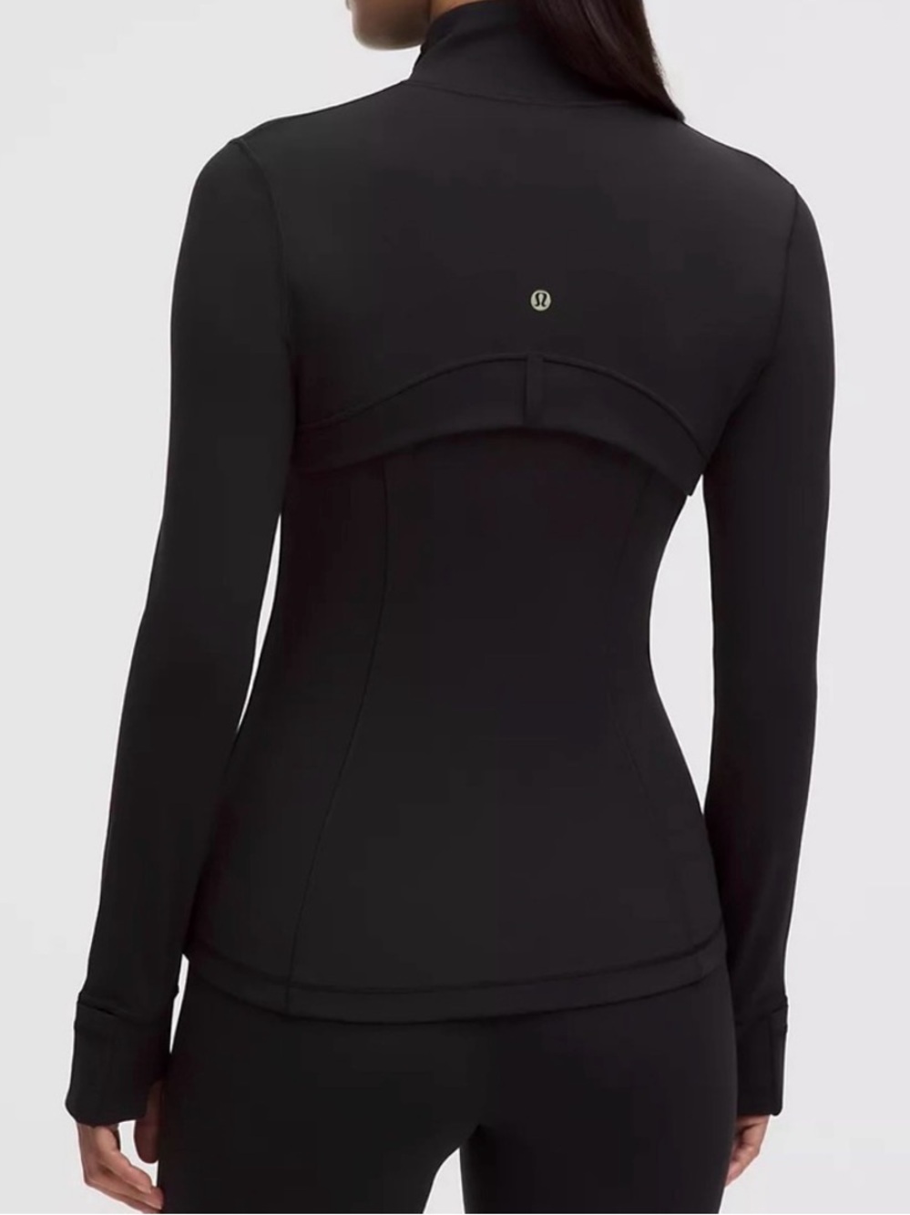 NWT lululemon Black Dedined Zip Jacket with Gold Hardware Size 6 - Picture 4 of 4